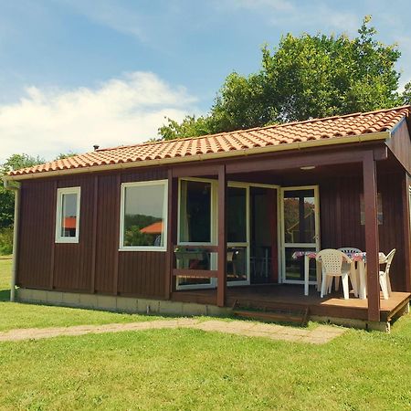 Les Chalets Du Quignon Autry-le-Chatel エクステリア 写真