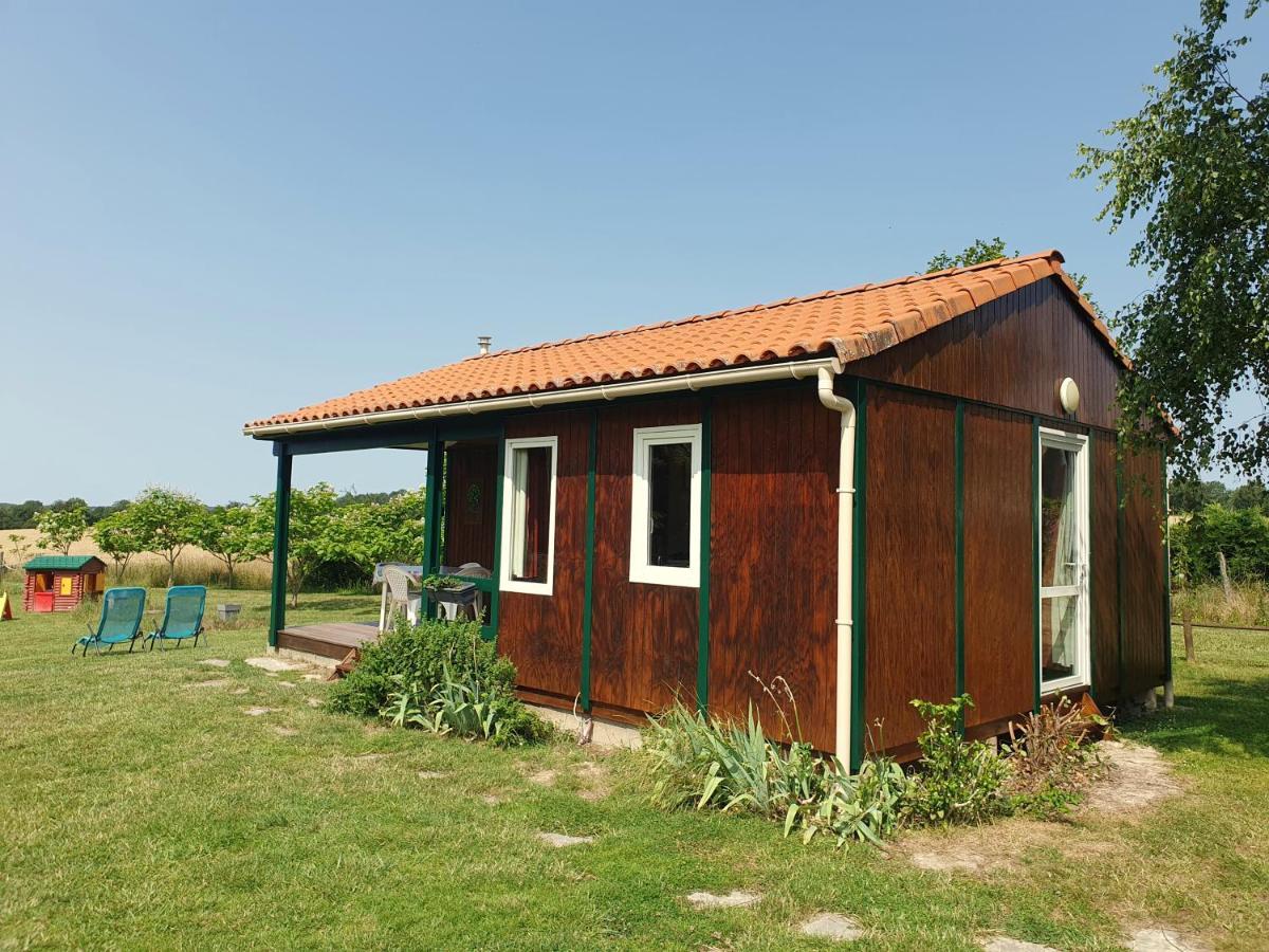 Les Chalets Du Quignon Autry-le-Chatel エクステリア 写真